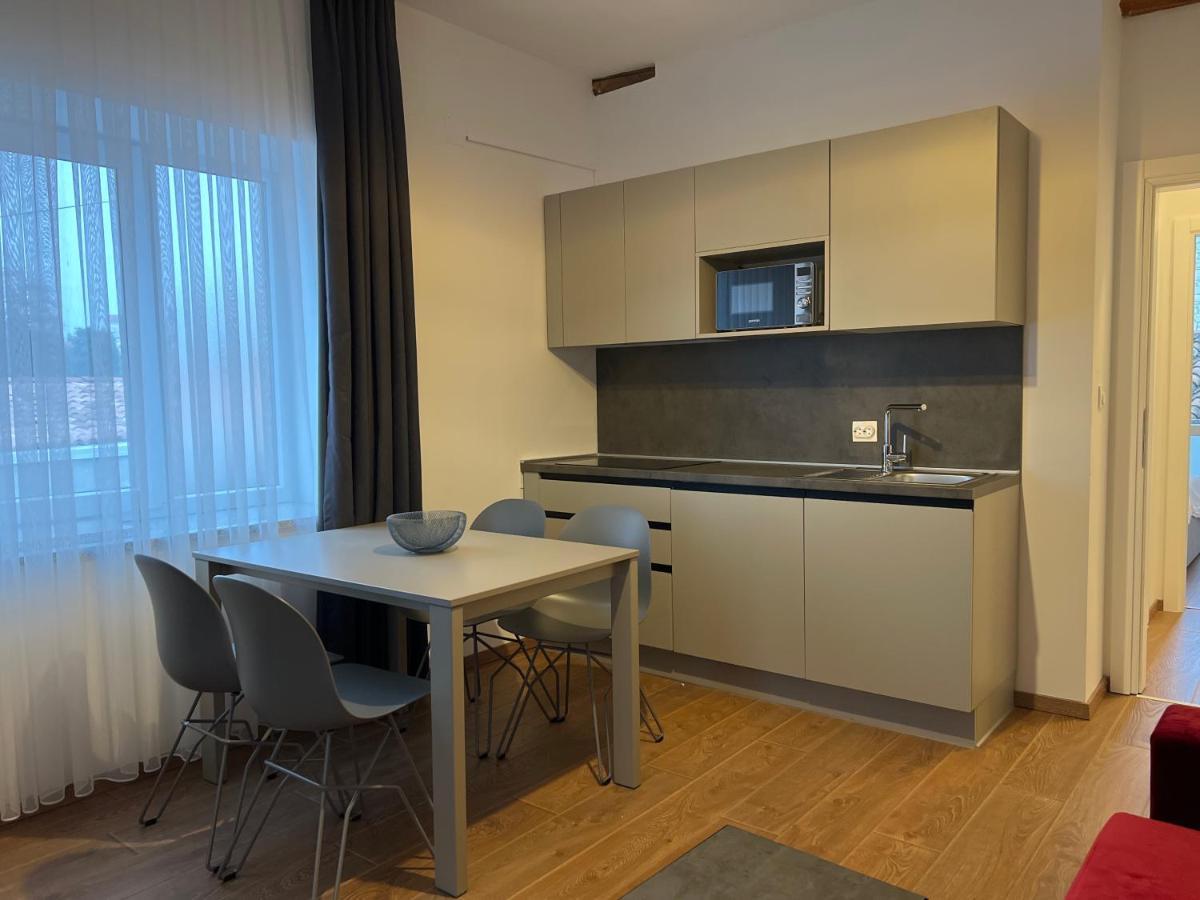 Nadija Apartmani Пореч Экстерьер фото